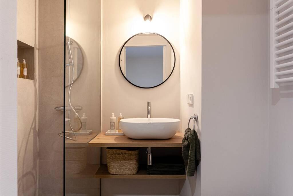 Velo Vern 1 Beautiful New Apartment 2 Bed Ensuite Gerona Exterior foto