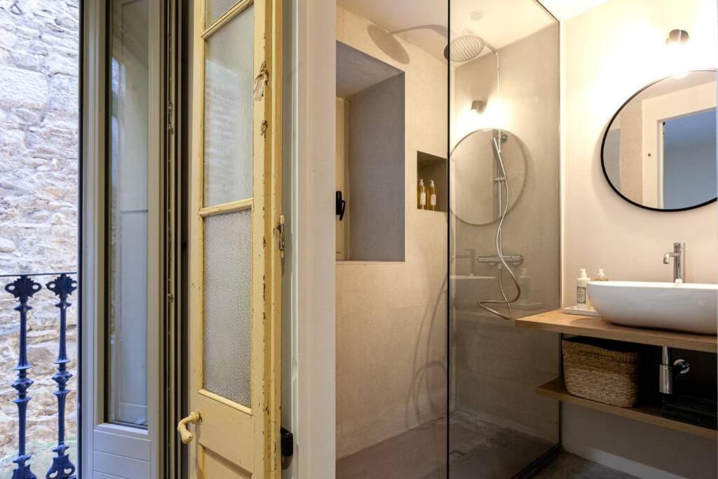Velo Vern 1 Beautiful New Apartment 2 Bed Ensuite Gerona Exterior foto